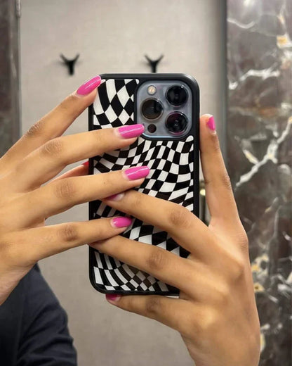 Black & White Checkered Case